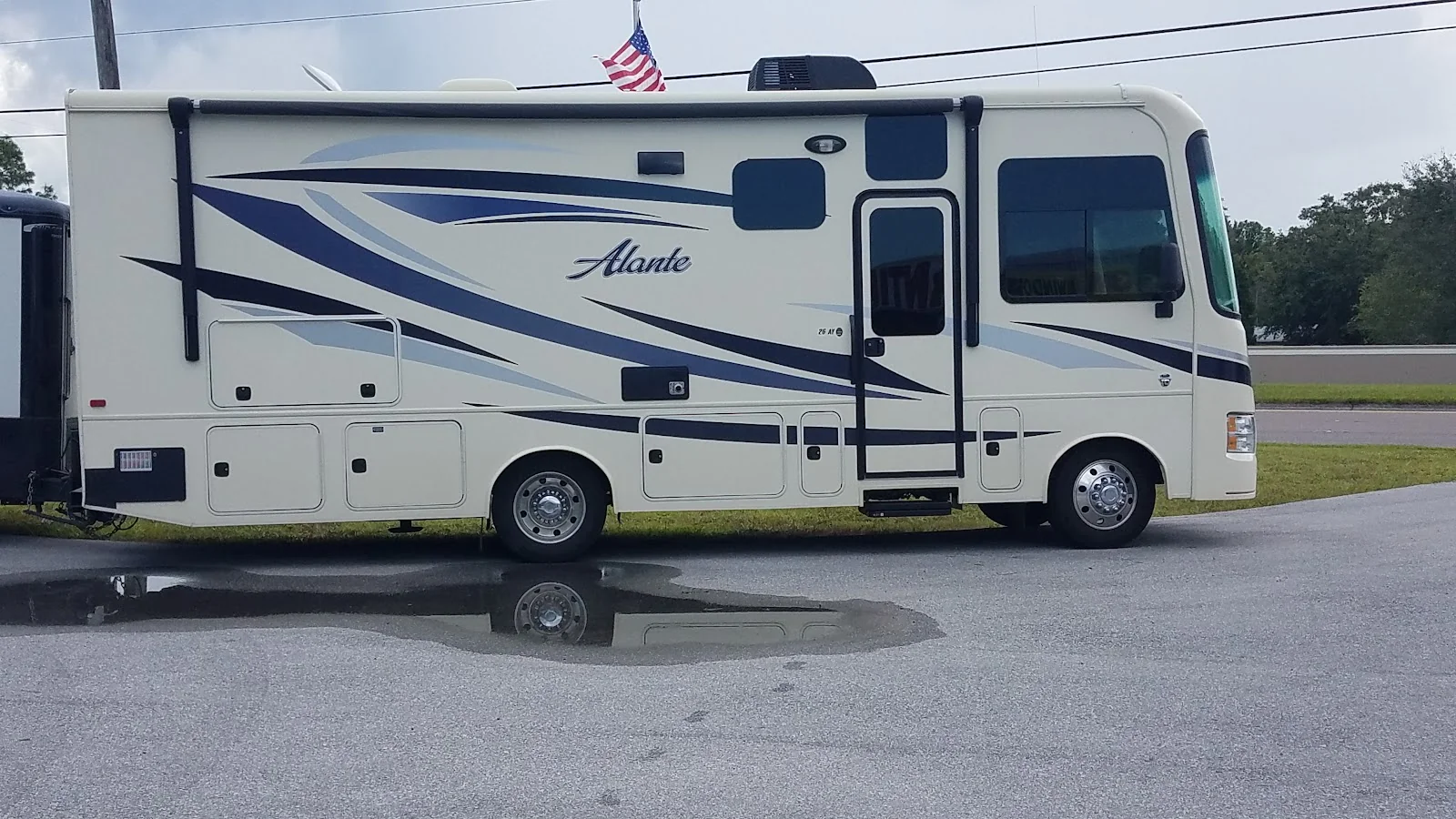 Pasco Tint & Detail shop exterior